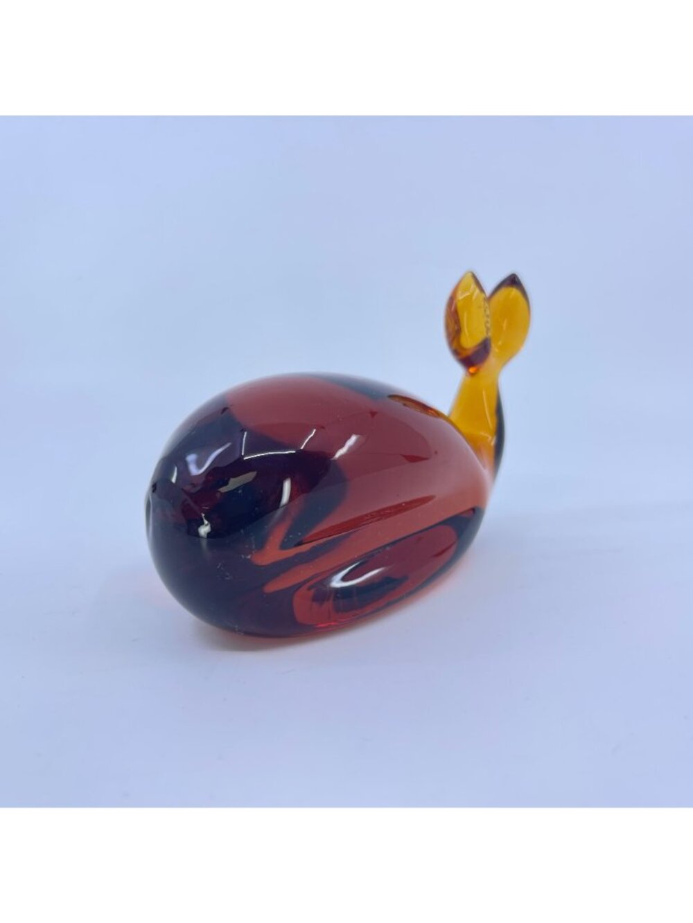 vintage pilgrim glass whale amber hand sculpted nautical coastal decor - Picture 2 of 10